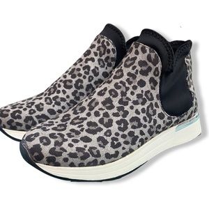 Reaction Kenneth Cole